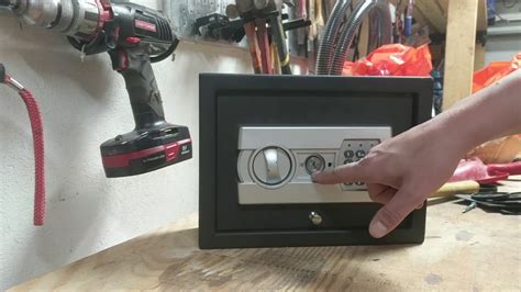 how to break into steel enforced boxes|How to Crack a Safe (with Pictures) .